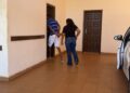 “Ou volta comigo, ou te mato”: Homem é preso por agredir ex na frente de criança em Três Lagoas