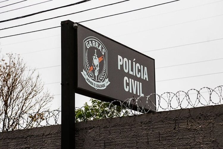 Jovem de 29 anos é presa por tráfico de drogas em comércio do Residencial Oliveira