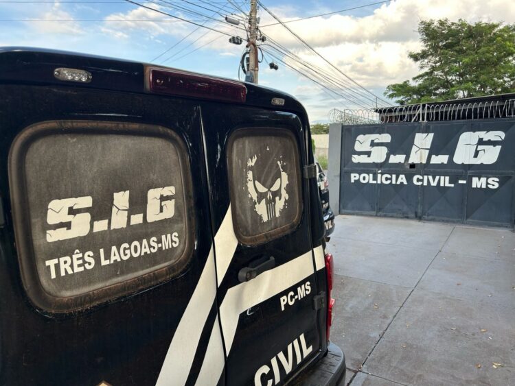 Homem é preso em Três Lagoas por chamar vizinha de “macac@ fedorent@” e agredir seu filho