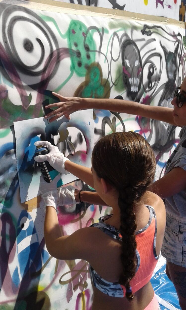 Muros de CG se tornam cartões-postais em projeto com arte urbana e participação comunitária