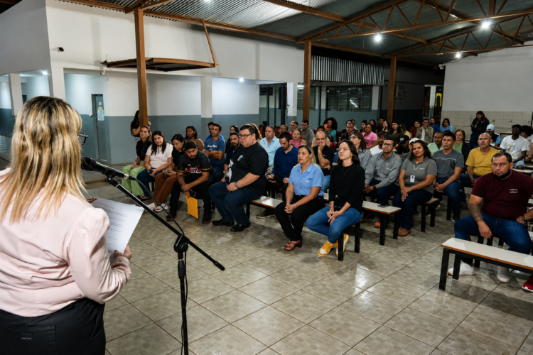 Aula inaugural marca início de nova turma preparatória para o Encceja em Inocência
