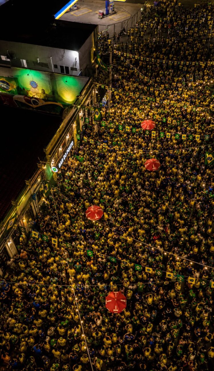 Esplanada Ferroviária se transforma na Cidade da Copa em Campo Grande e é palco oficial da torcida sul-mato-grossense