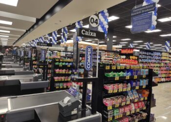 Supermercados oferecem 242 vagas de emprego em Mato Grosso do Sul