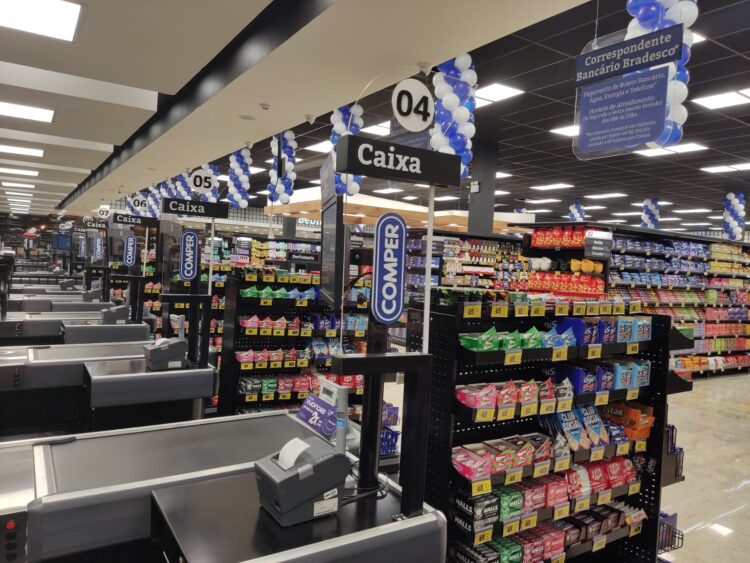 Supermercados oferecem 242 vagas de emprego em Mato Grosso do Sul