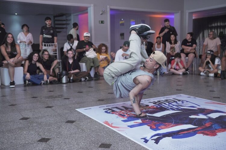 Dia D de Dança promove competição de improviso entre artistas no Centro de CG neste sábado