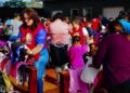 Entre a necessidade e a esperança: Projeto Abraço de Pai leva serviços gratuitos, doações e evangelização ao Jardim Tijuca