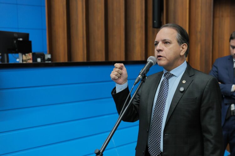 Combate ao Feminicídio: Coronel David reúne leis e medidas de proteção às mulheres que colocam agressor no centro da punição