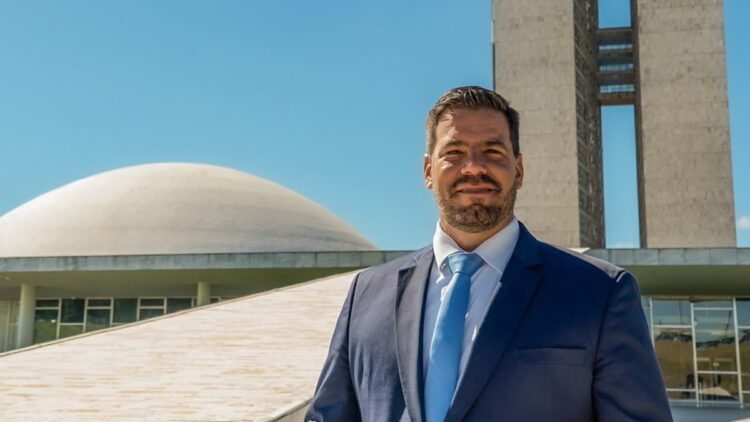 Ausência de Capitão Contar altera disputa ao Senado e beneficia campo ligado ao PT, aponta pesquisa Opinião