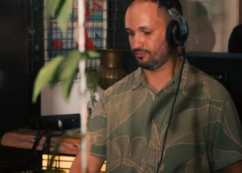 DJ Jay-C celebra 31 anos de música eletrônica em noite especial na Capital