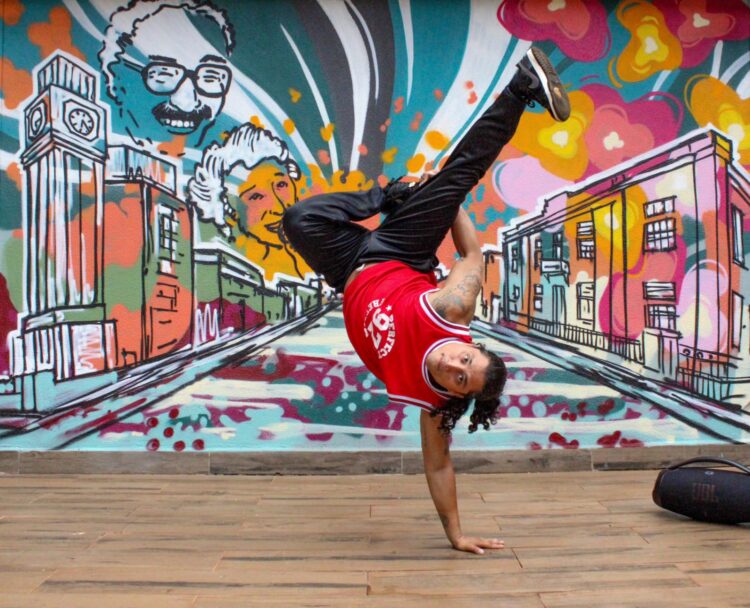 Dia D de Dança leva aulão gratuito de danças urbanas ao Espaço FNK em Campo Grande