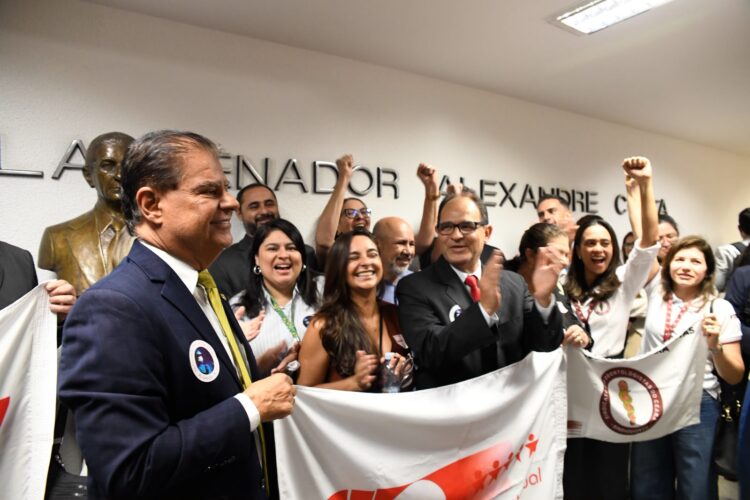 Piso de médicos e dentistas é aprovado no Senado com texto construído pelo senador Nelsinho Trad