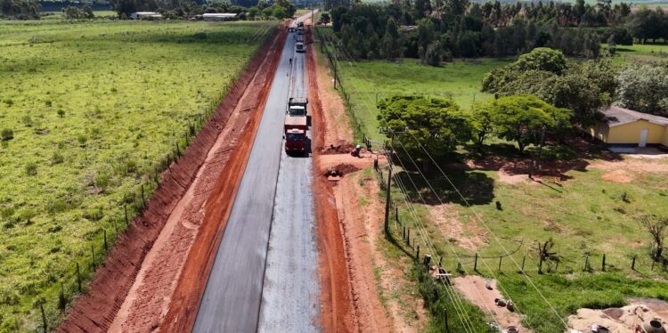 Nelsinho Trad garante recursos para estradas rurais e reforça compromisso com quem vive e produz no campo