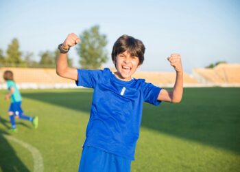 Copa pode ajudar crianças a entender que ganhar, perder e tentar de novo fazem parte do jogo