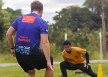 Aos 24 anos, treinador de goleiros de MS é contratado por clube da Arábia Saudita