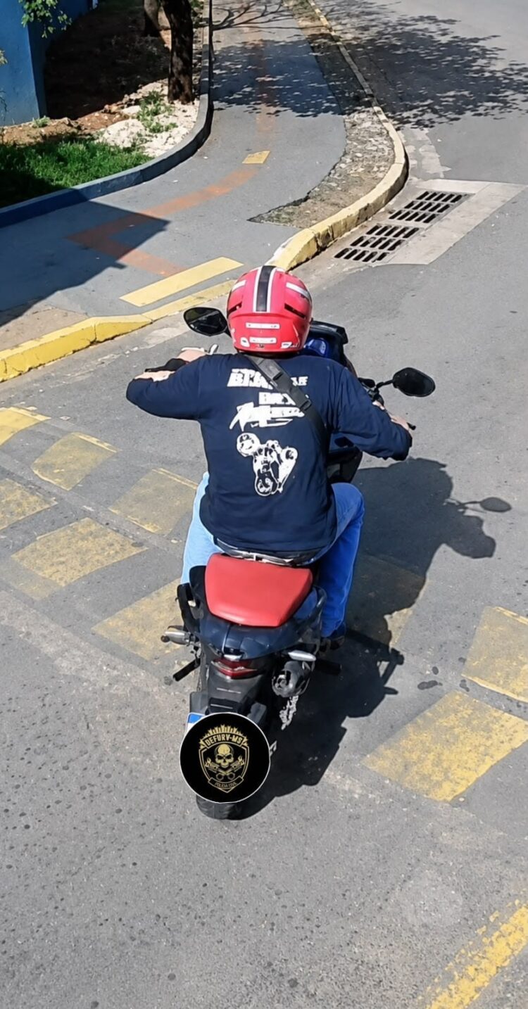 Polícia prende dois suspeitos, recupera três motos furtadas e apreende arma de fogo em Campo Grande