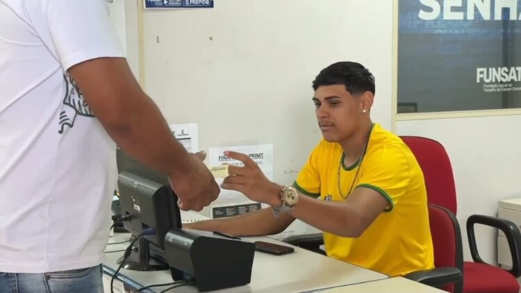 Funsat inicia semana com 1.033 vagas em Campo Grande