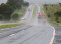 Dirigir sob chuva e neblina exige cuidados em rodovias. Veja as orientações: