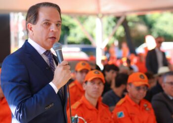 Coronel David destaca investimentos e reforça compromisso de defesa dos Bombeiros em evento