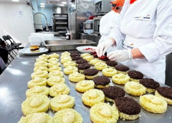 Curso de cafeteria e oficinas gastronômicas e movimentam programação da carreta-escola do Senac MS