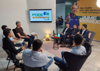 Verruck traz jovens para o debate sobre desenvolvimento no quadro Pode Perguntar