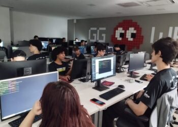 Senac Tech Summit reúne especialistas em IA e computação quântica em dois dias de imersão tecnológica