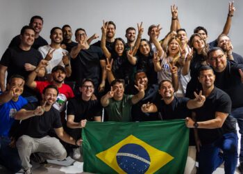 Cassy Monteiro se reúne com Nikolas Ferreira e amplia diálogo com lideranças do PL