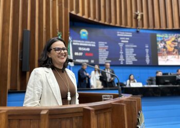 Deputada Gleice Jane comemora avanço da PEC que põe fim à escala 6×1