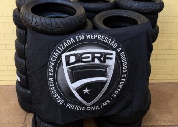 Homem é preso com 37 pneus furtados de estabelecimento comercial de Campo Grande