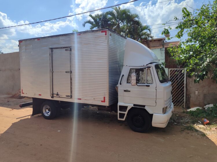Polícia resgata vítima de sequestro, prende 4 e resgata caminhão e jóias roubados na Capital