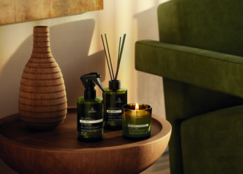 Natura Bothânica seleciona fragrâncias que transformam a casa em um refúgio para rituais de bem-estar