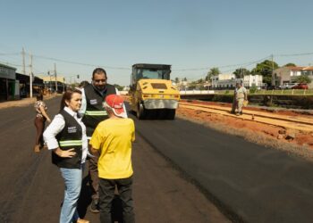 Vira CG Infraestrutura acelera frentes de asfalto na cidade
