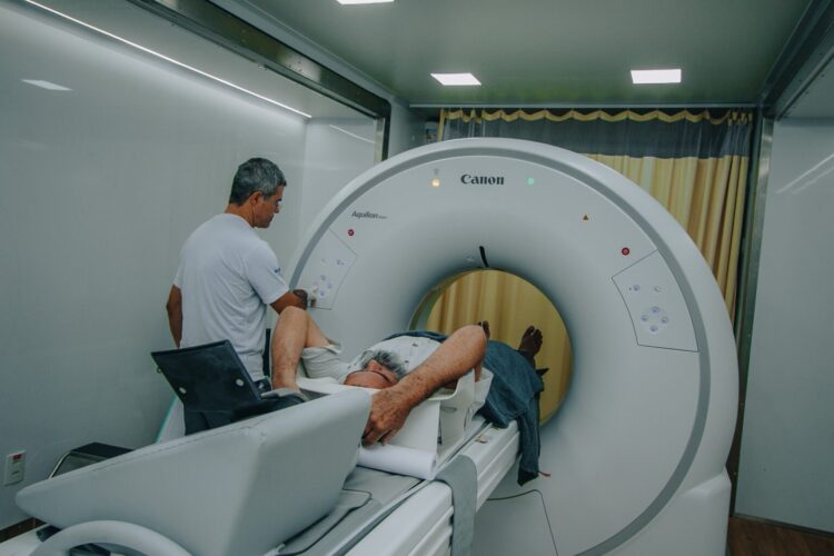 Sesau amplia oferta com 120 exames diários de ultrassom e tomografia em CG