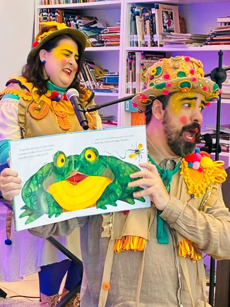 Teatro gratuito volta ao Bosque dos Ipês com programação para toda a família 