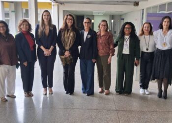 Ministra substituta das Mulheres visita CG e diz que violência contra mulher no ambiente virtual ainda é desafio atual