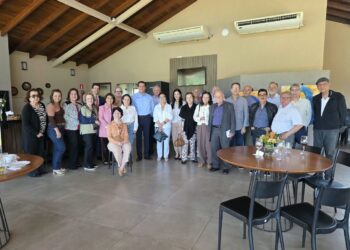 Café da manhã da Amamsul reúne antigos associados para debater temas de interesse da categoria