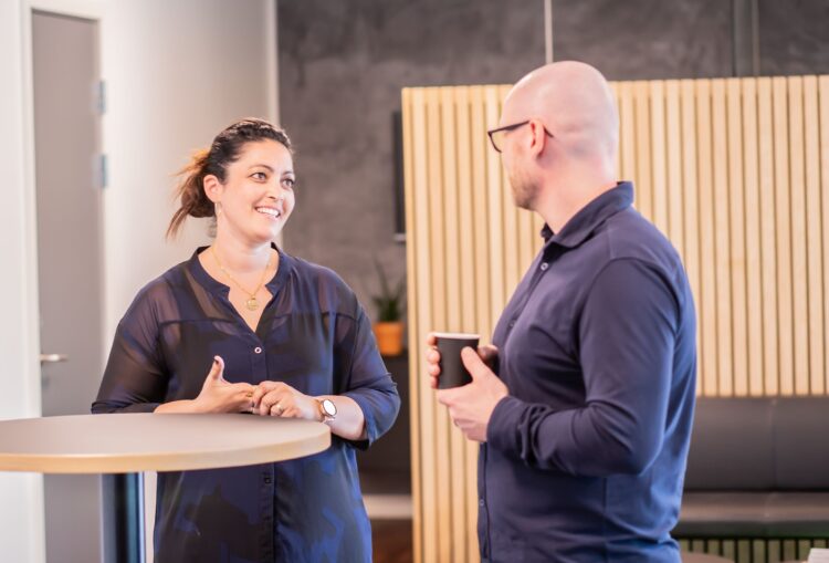 Soft skills: por que as habilidades humanas se tornaram o diferencial mais disputado no mercado de trabalho