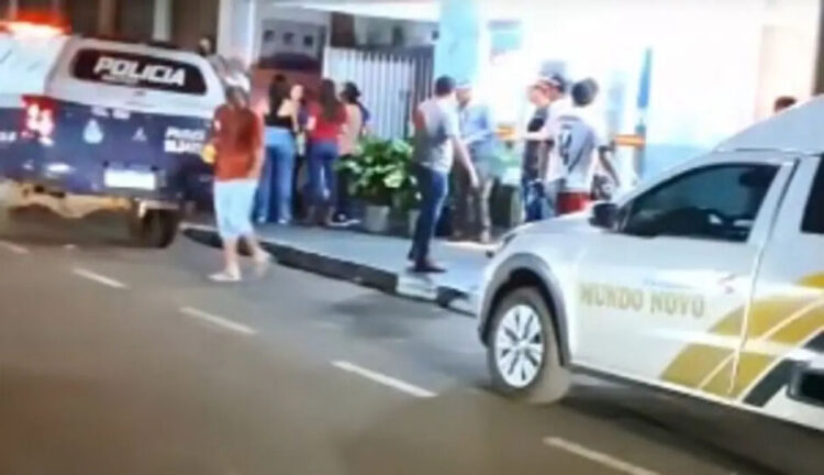 Homem é assassinado por motociclista em bar de Mundo Novo
