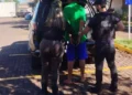 Homem é preso por agredir ex e colocar fogo na casa dela enquanto ela dormia no Noroeste