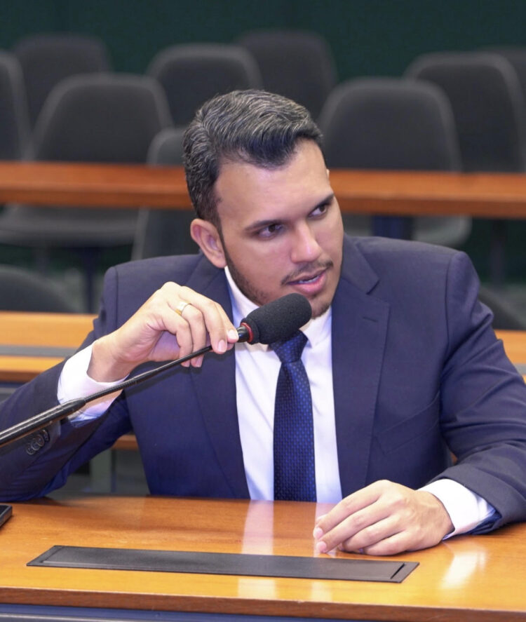 Candidato a deputado estadual, Daverson levará combate ao aborto para disputa na Assembleia