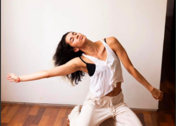 ´Chão de Veredas´: Cia do Mato promove oficina gratuita de improvisação em dança com Daniela Moraes
