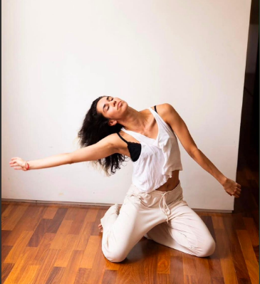 ´Chão de Veredas´: Cia do Mato promove oficina gratuita de improvisação em dança com Daniela Moraes