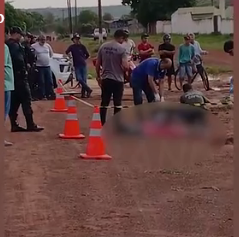 Cadáver em saco plástico e decomposto é achado em frente a motel de Coxim