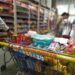 Compra do mês ou reposição fracionada? Entenda qual modelo traz mais economia ao orçamento doméstico