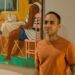 Exposição reúne 21 pinturas e instalação sonora sobre infância e memória