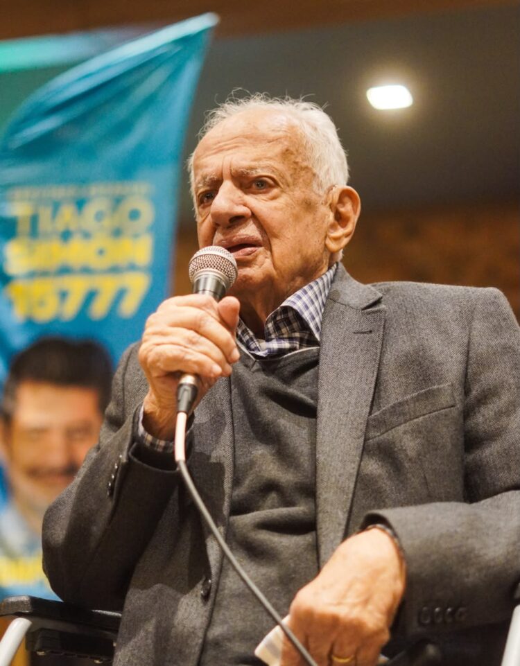 ARTIGO: A grande crise brasileira, por Pedro Simon