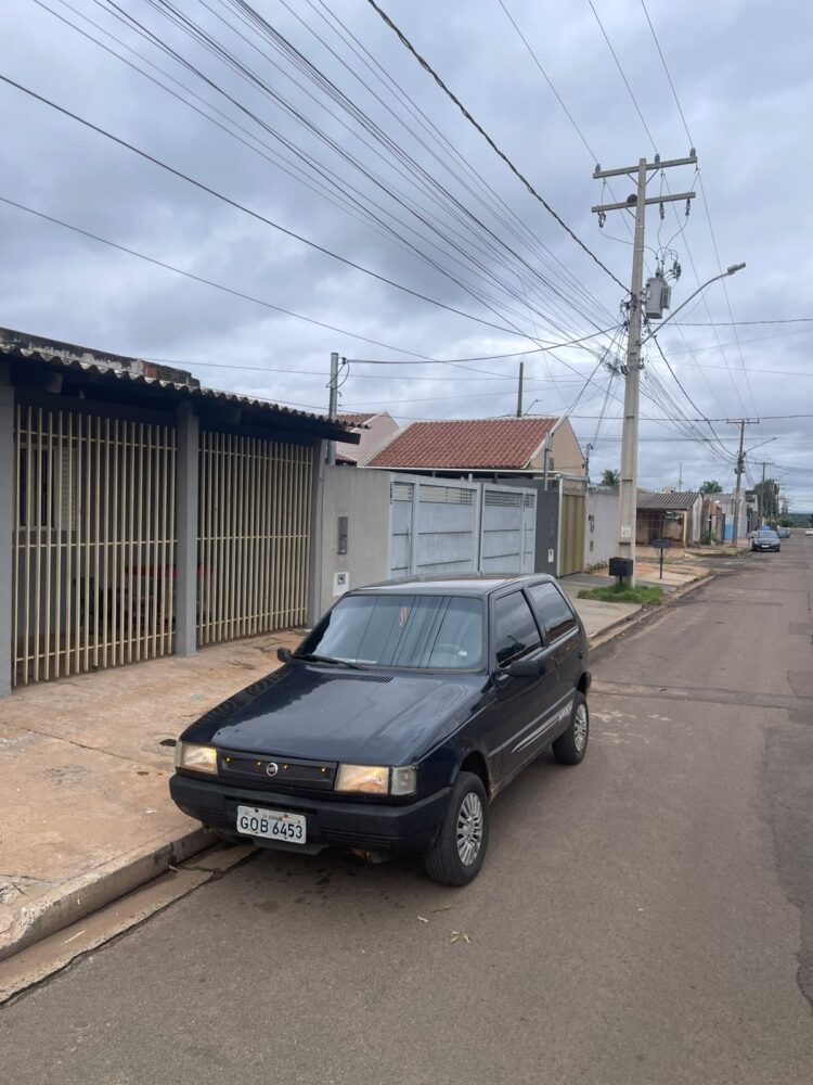 Rapaz recém chega a CG para “melhorar a vida” e tem Fiat Uno furtado no Jardim Tarumã