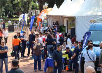 Plataforma de empregos gratuita oferece centenas de vagas de trabalho em MS