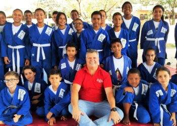 Instituto Motiva e Motiva Pantanal oferecem aulas gratuitas de judô para crianças em Campo Grande