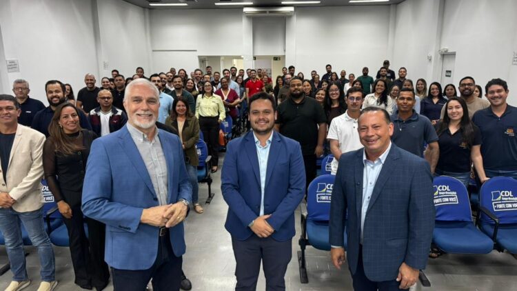 Treinamento lota auditório da CDL e mostra que uma boa comunicação também é estratégia de vendas