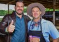 Capitão Contar prestigia Festa do Leitão no Rolete da Independência e destaca tradição cultural de São Gabriel do Oeste